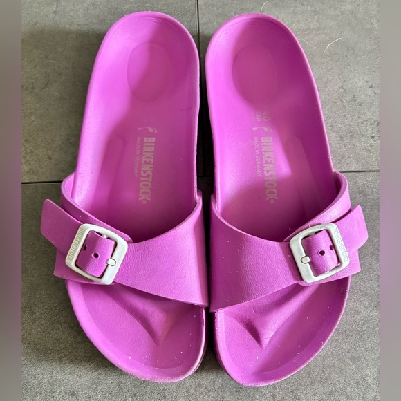BIRKENSTOCK Eva Madrid Pink-Purple Rubber Buckle lightweight Slides Sandals 40/9 - Picture 2 of 7